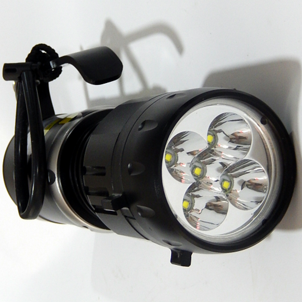 Dalış Feneri - Professional  Resque serisi - 5500 Lumen U.S.A Made Cree Led - 200mt Testli